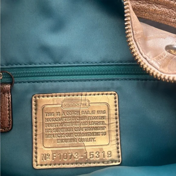 Coach Poppy drawstring Signature Beige and Tan Shoulder Bag - Picture 8 of 17